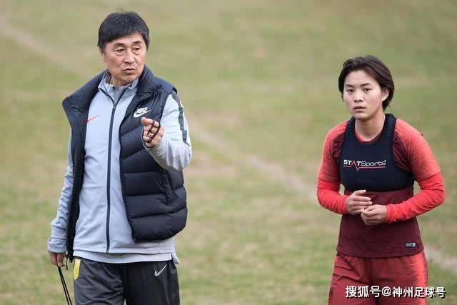 戴维闪耀表现，米科利告别赛迎昔日尤文星球员